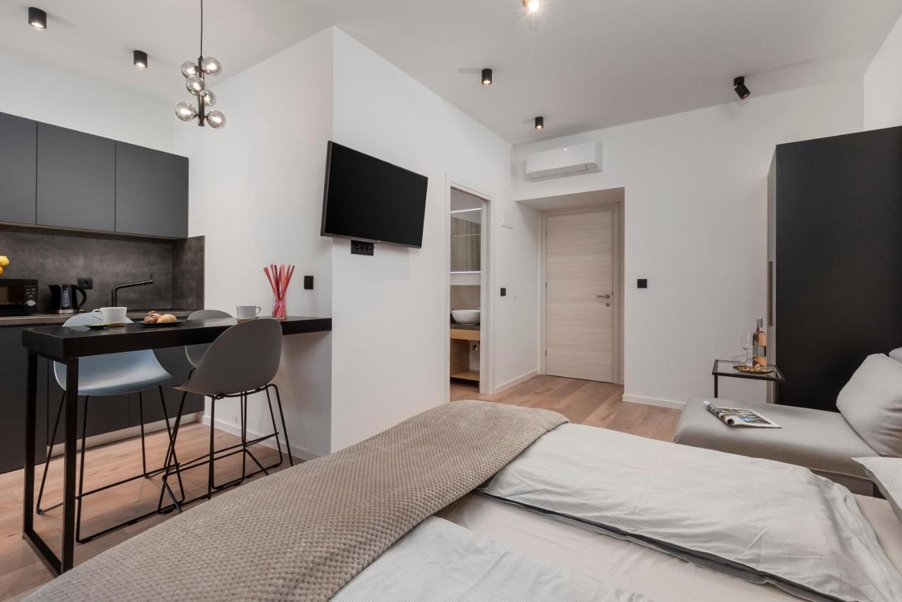 Deluxe Apartments "In The Center" Ριέκα Εξωτερικό φωτογραφία