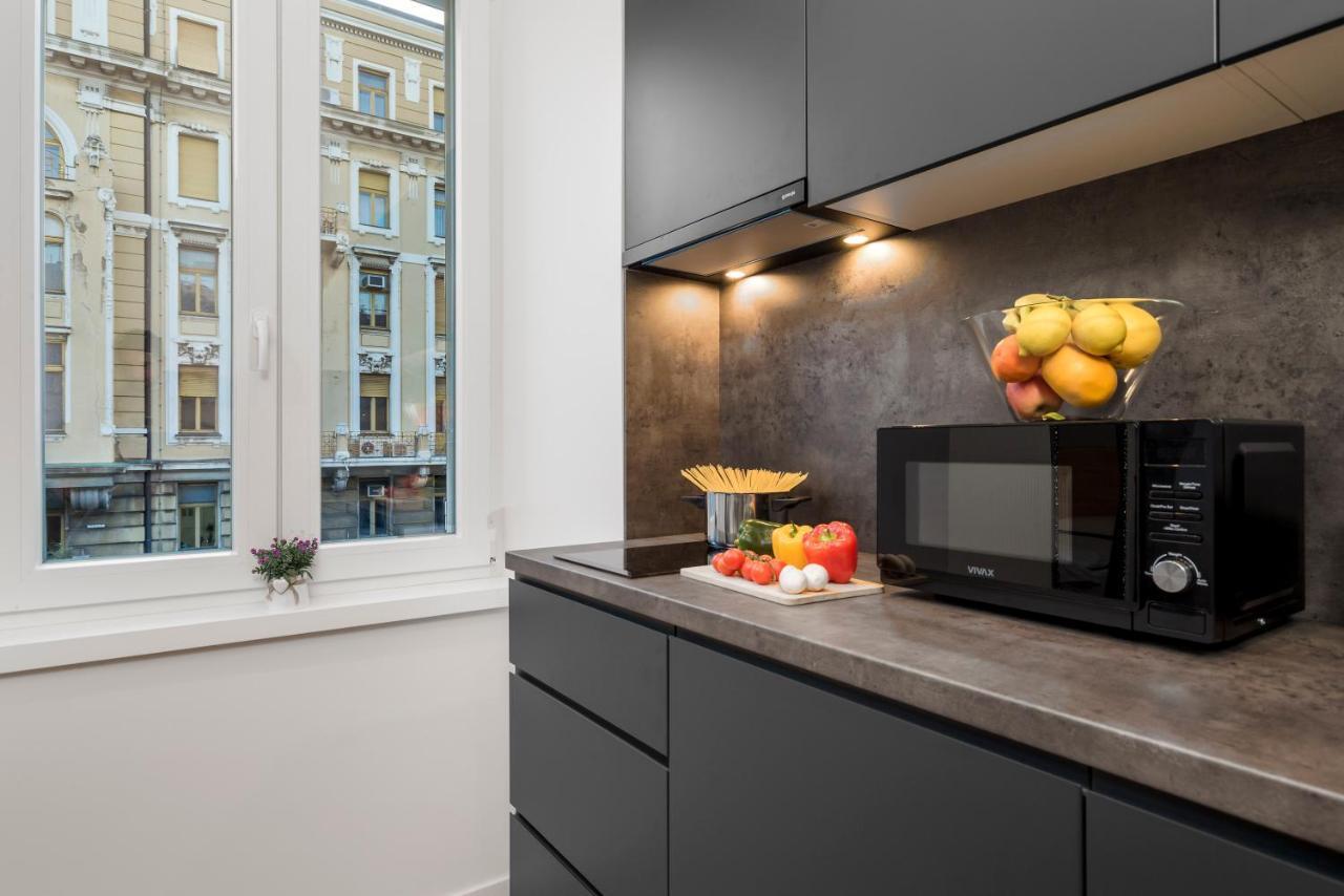 Deluxe Apartments "In The Center" Ριέκα Εξωτερικό φωτογραφία